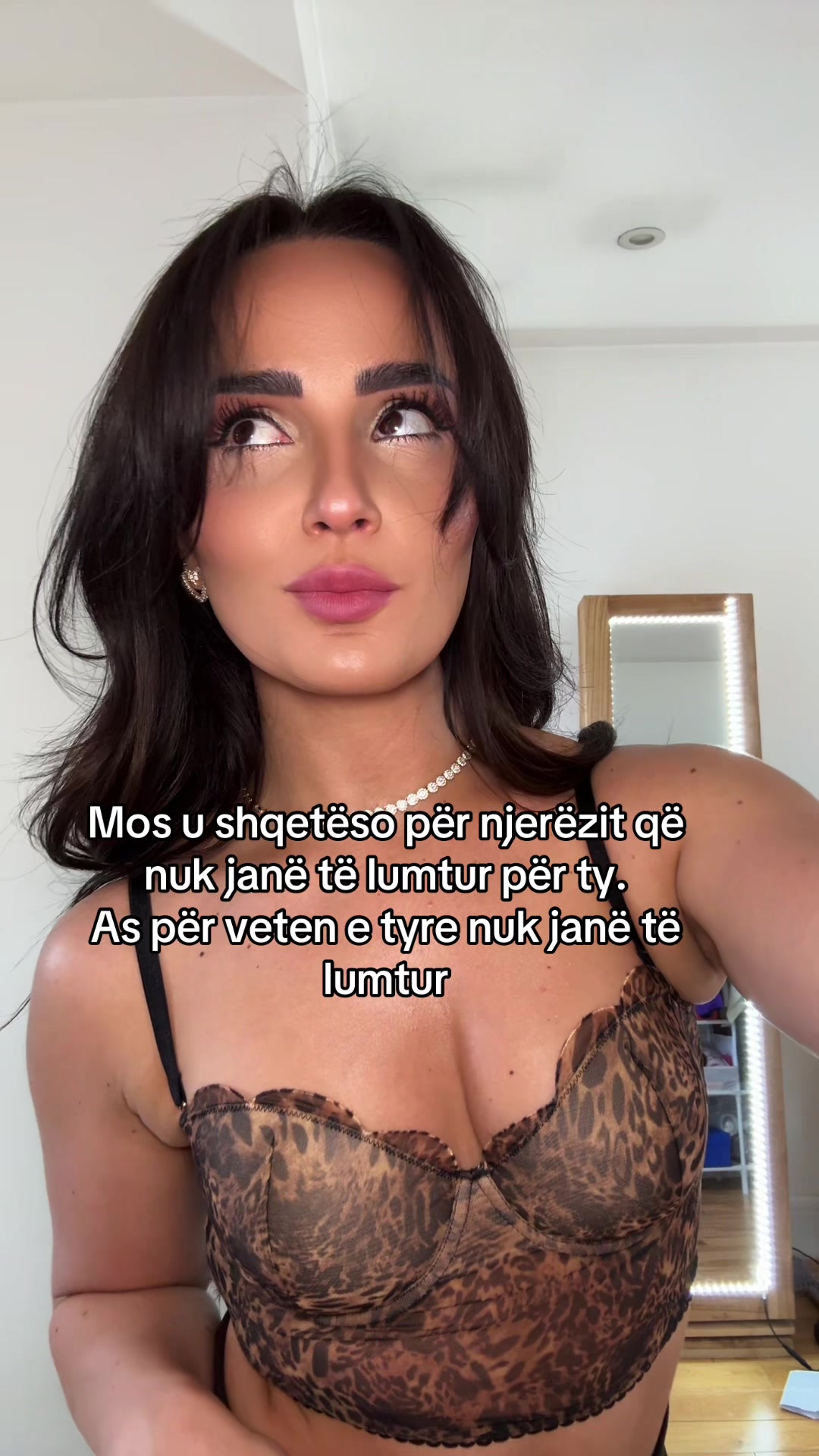 @Xhesika Elezi 🏝️🇦🇱