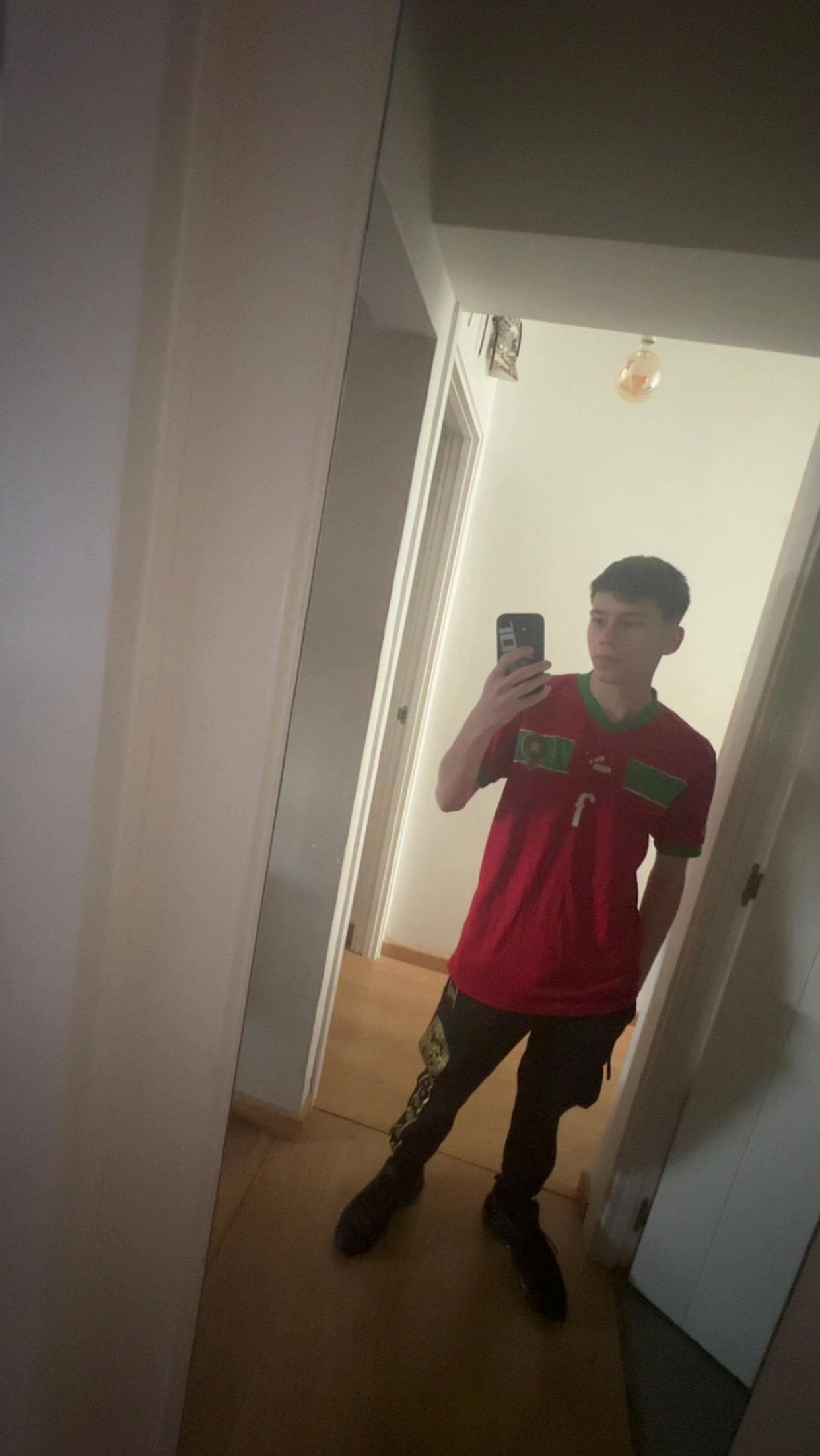 @morajr08