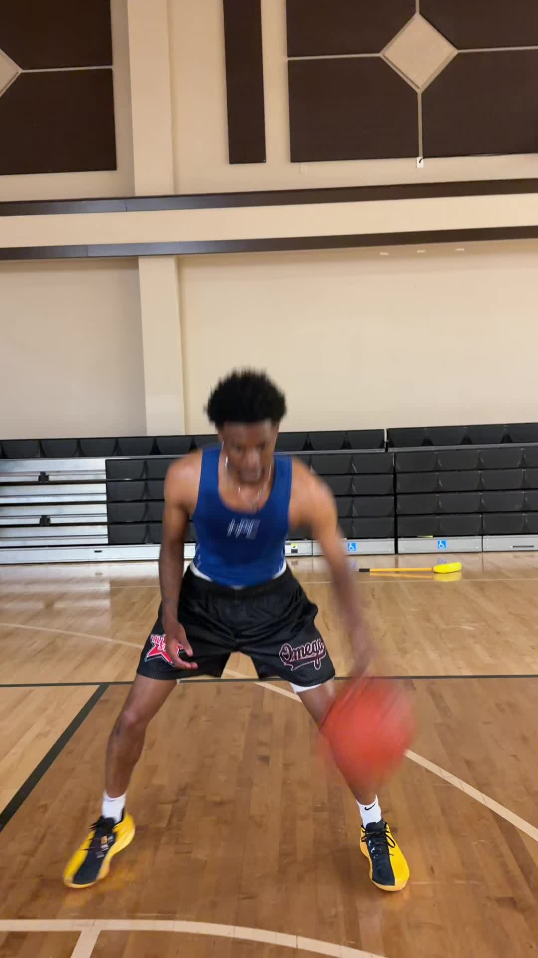 @3