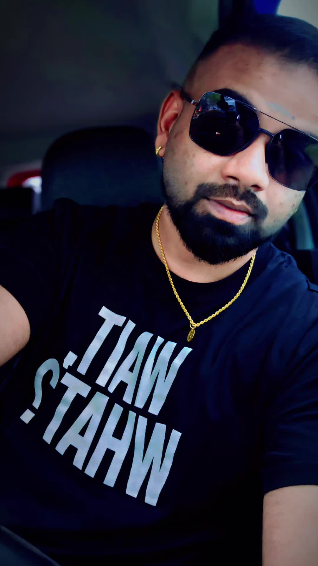 @Mohanraj Sivanesan 👑❤️