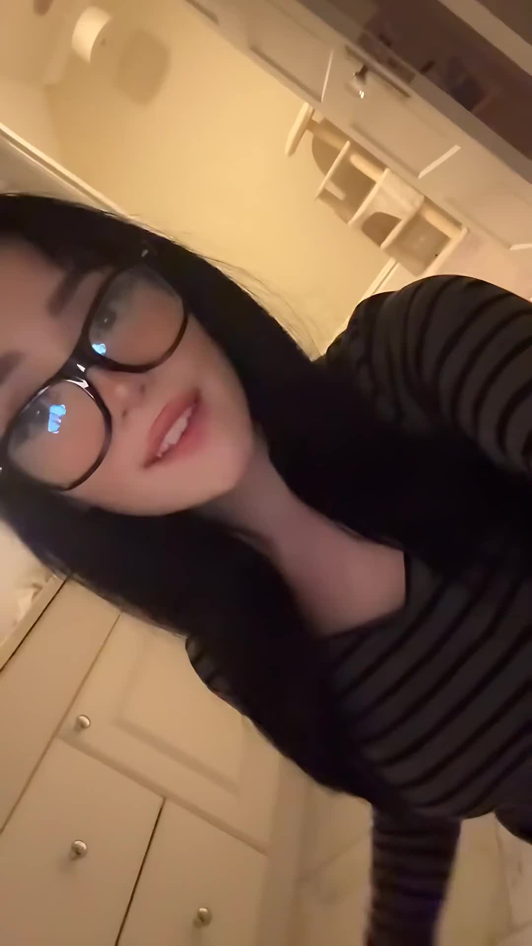 @Glimmer_Lavender