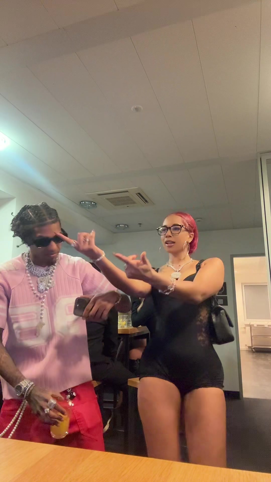 @queenshit