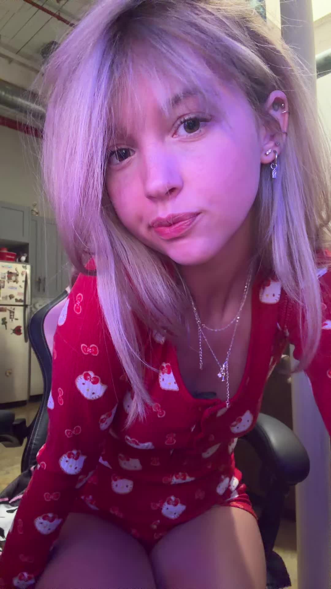 @kenzie ૮ ˶&prime;ﻌ ‵˶ ა