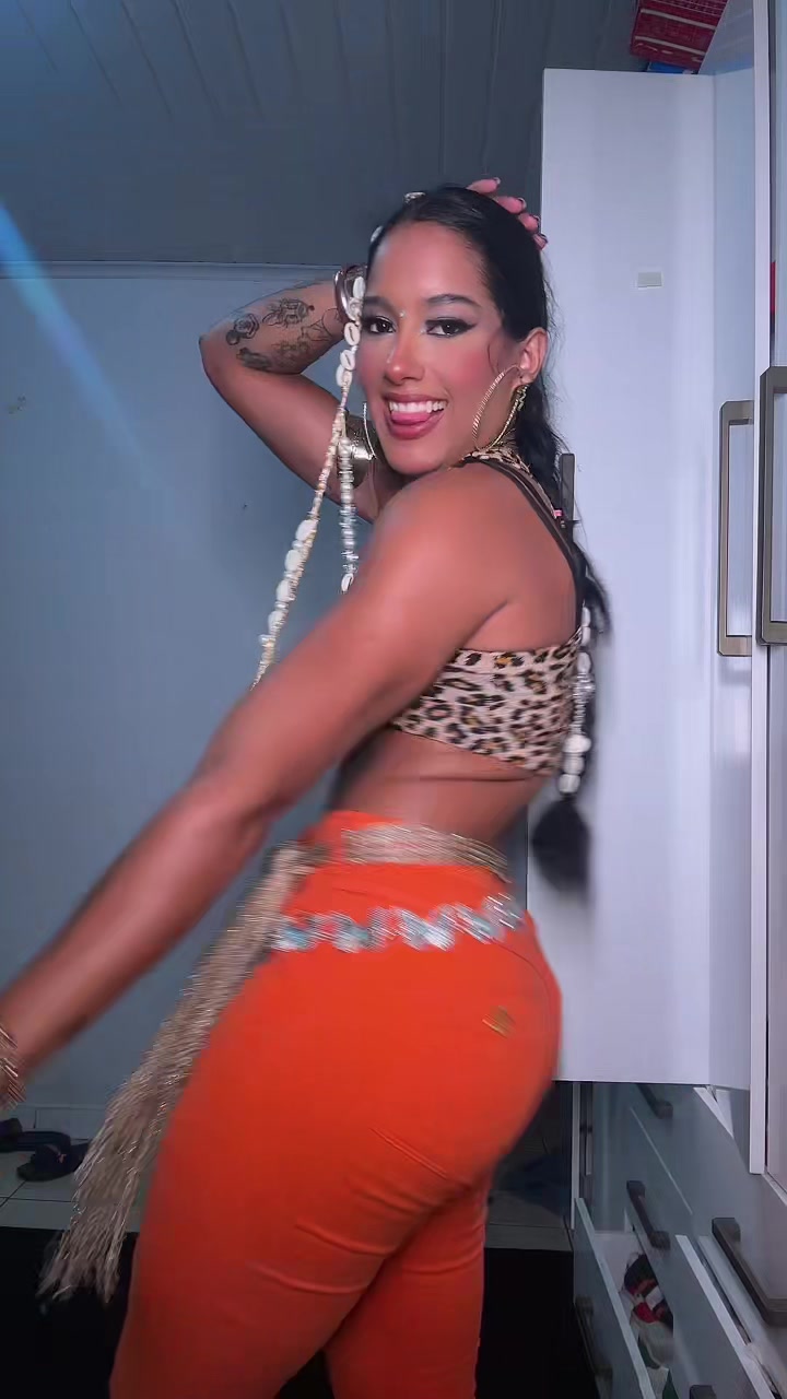 @indiacaroline