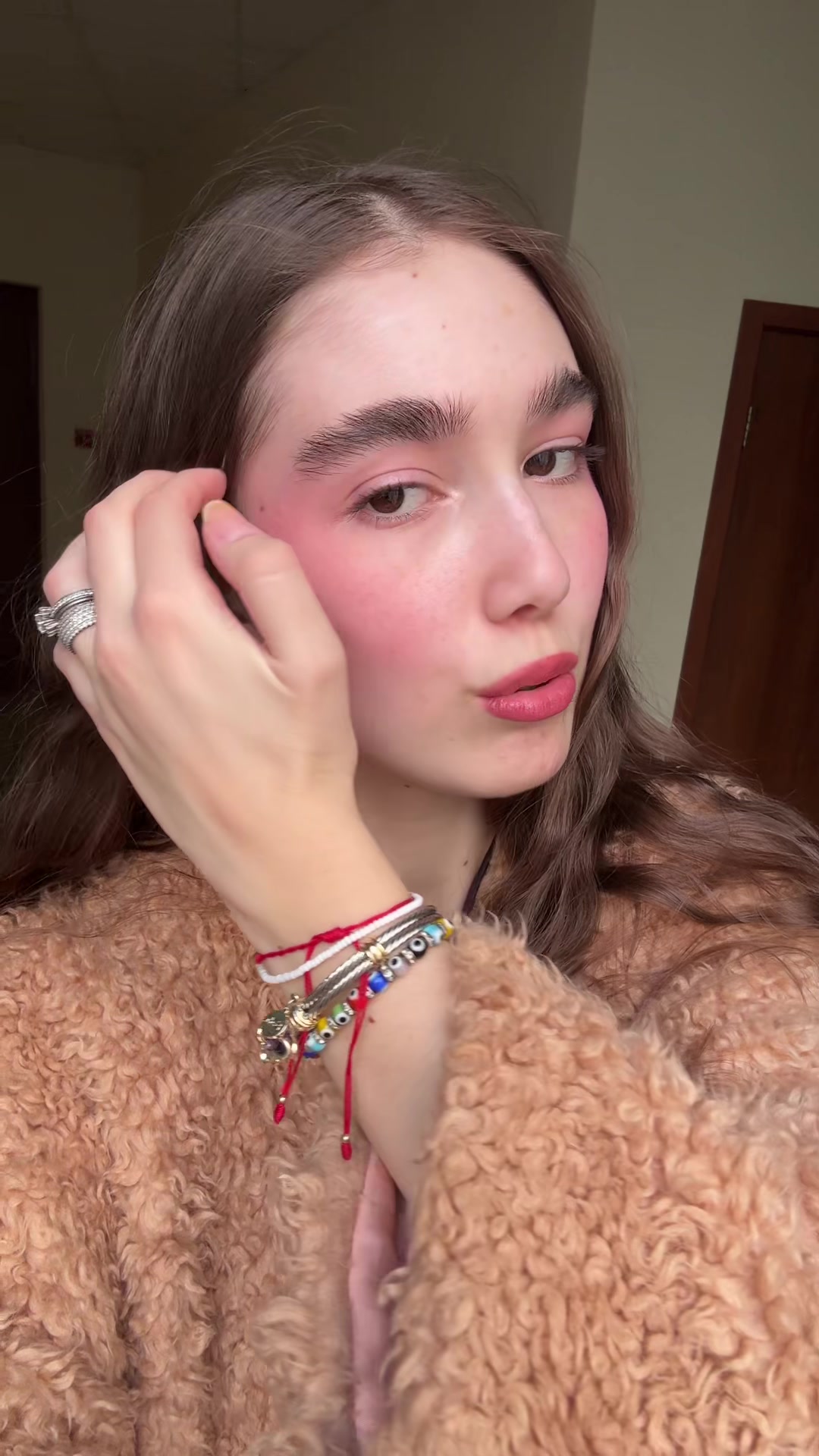 @Гайка