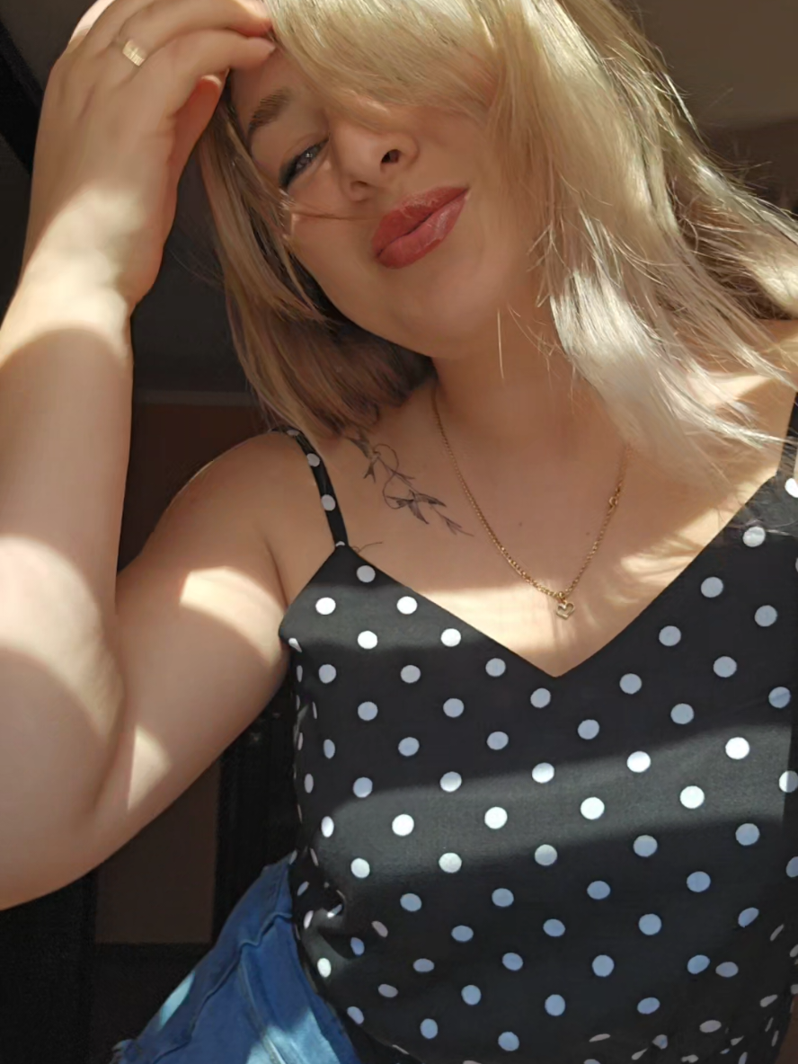 @Настя