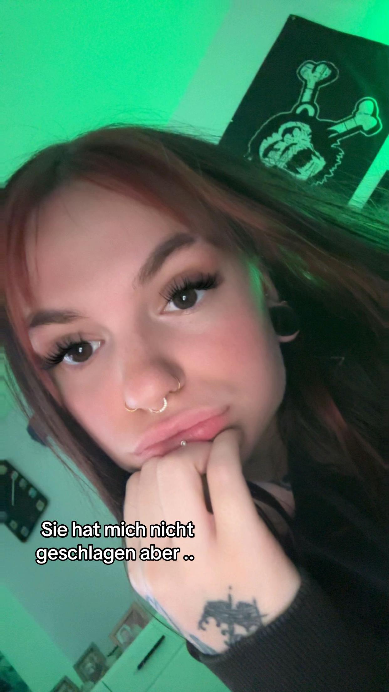 @𝐚.