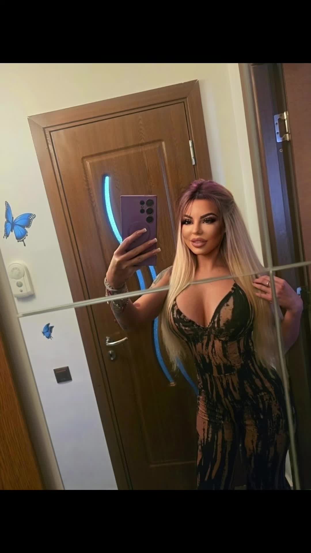 @Blonda97