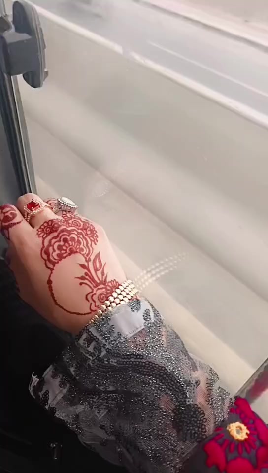 @Anmol Zahra