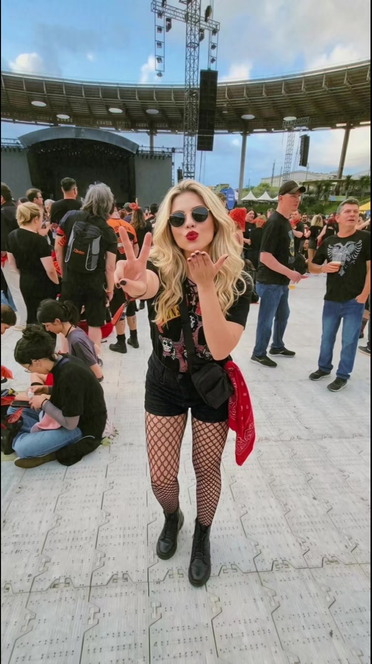 @Esmeralda P.R