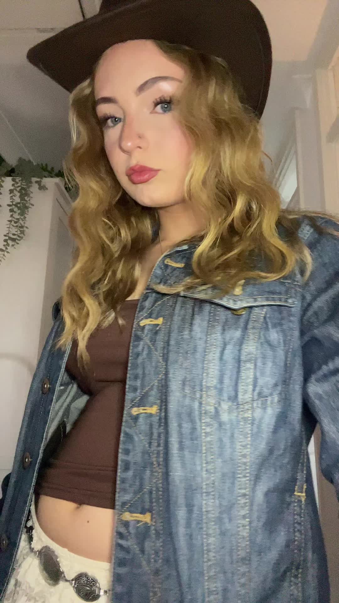 @𝓁𝑜𝓁𝒶 🎀✨🍒