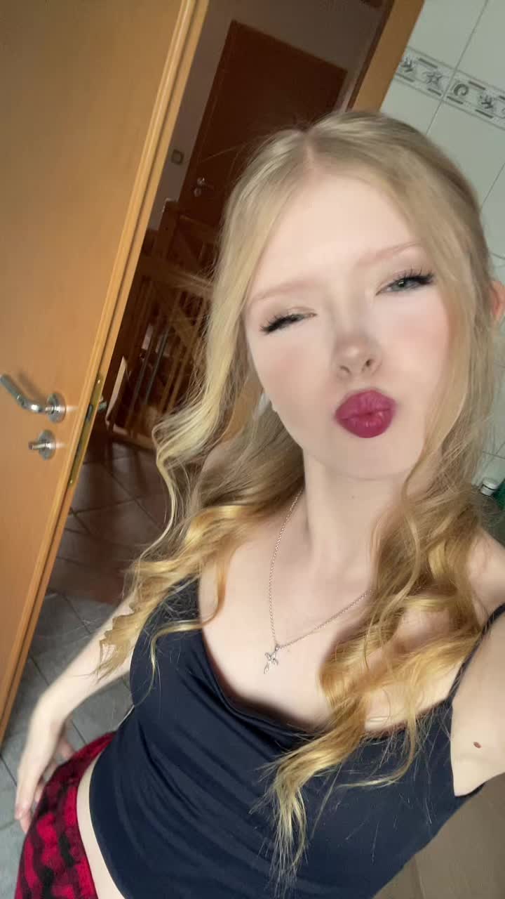 @emelyerdbeere