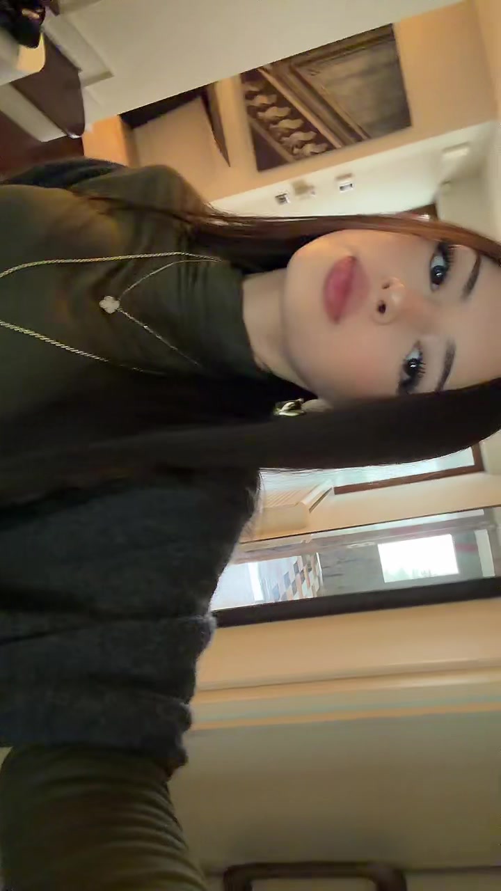 @ella