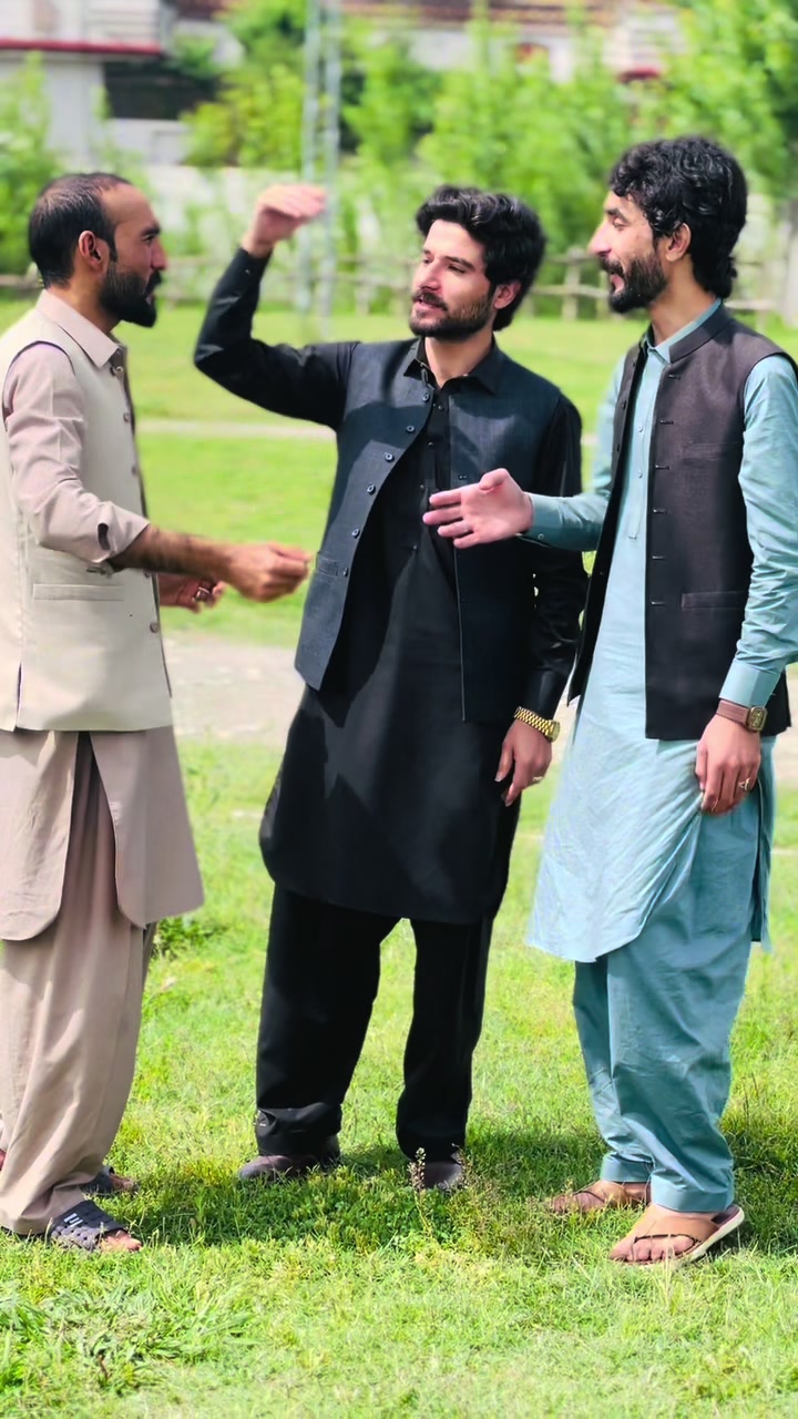@چھوٹاخان باڈوان اورسیز