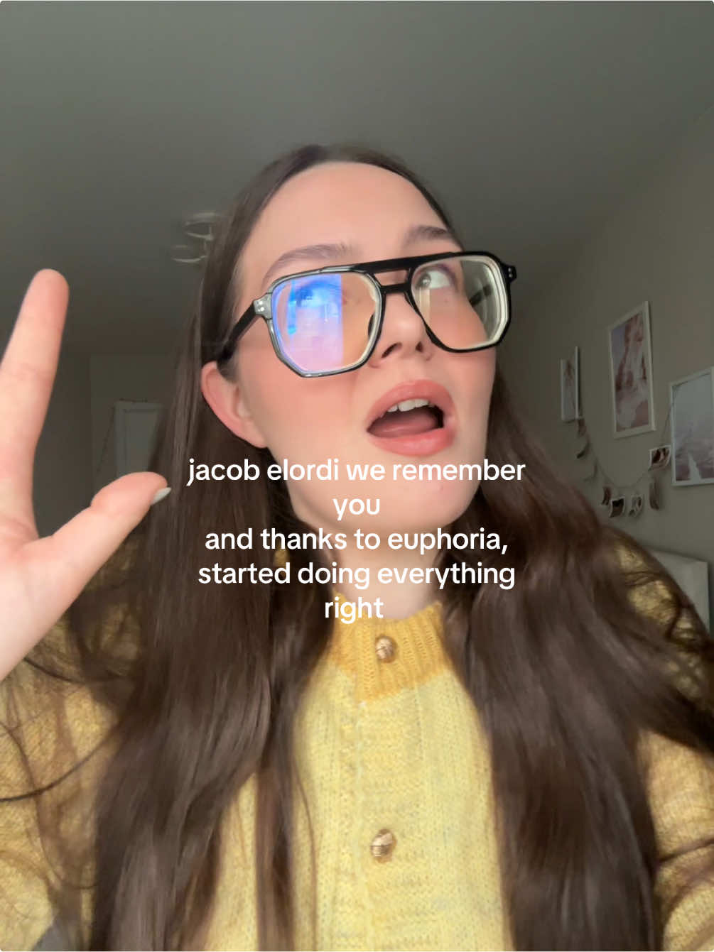 @lenacree_