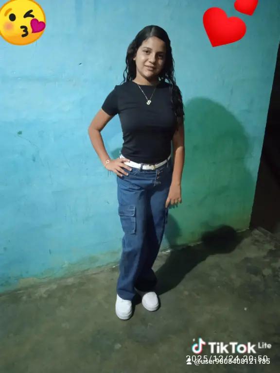 @Sofia. 🥰 winderson 👹