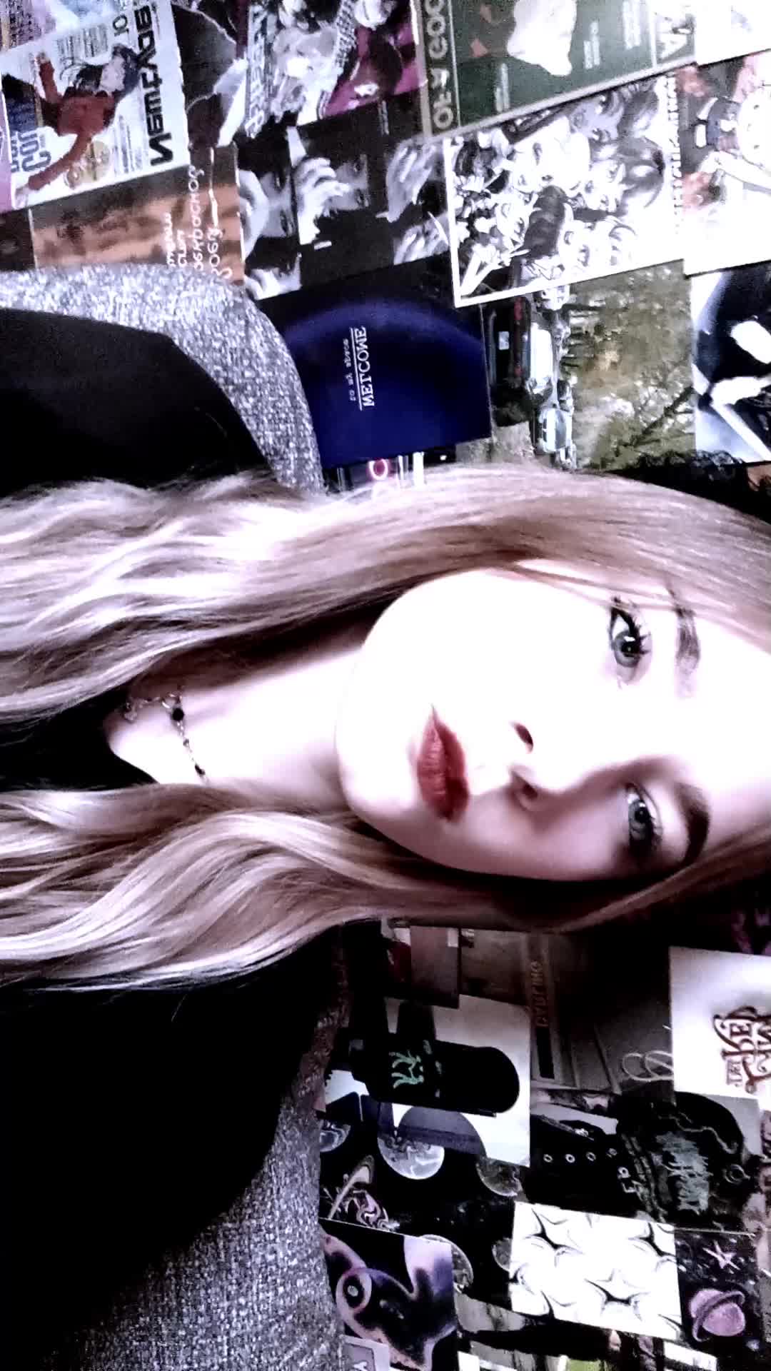 @A vampire: 🩸