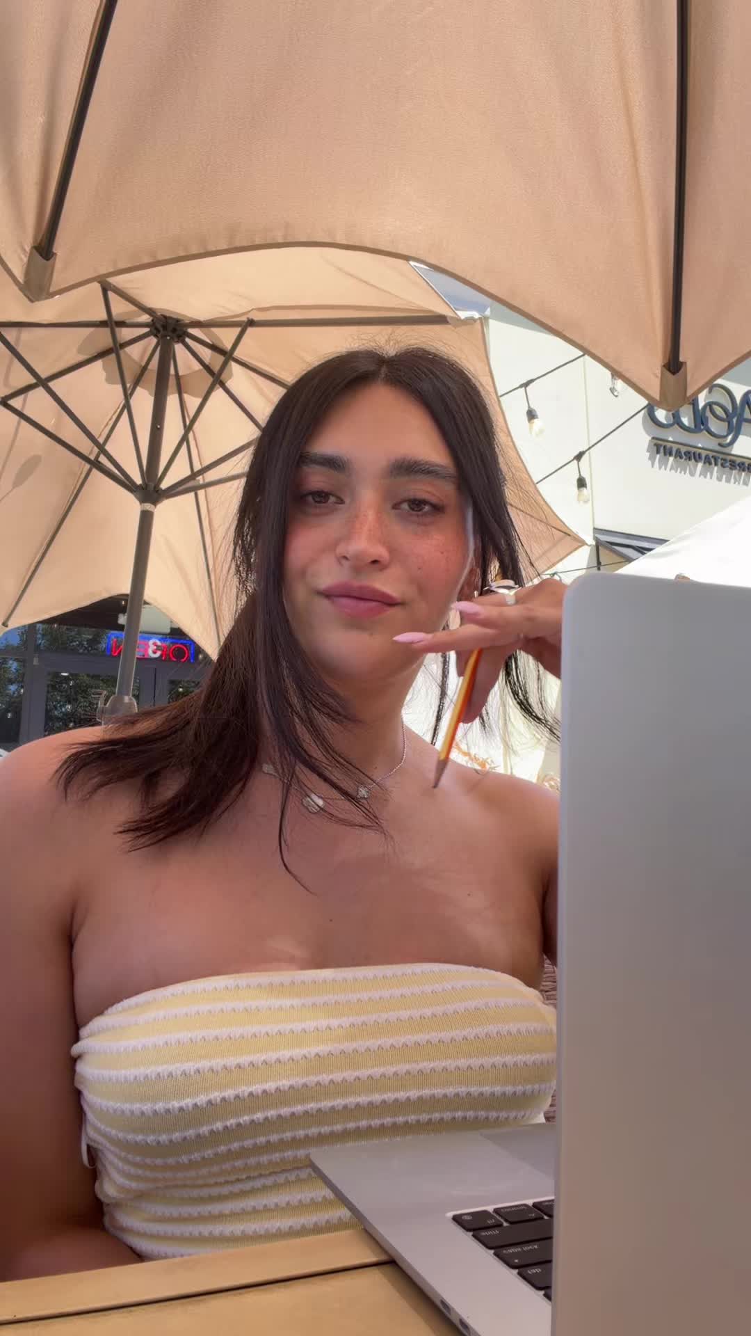 @paula.antonellaa