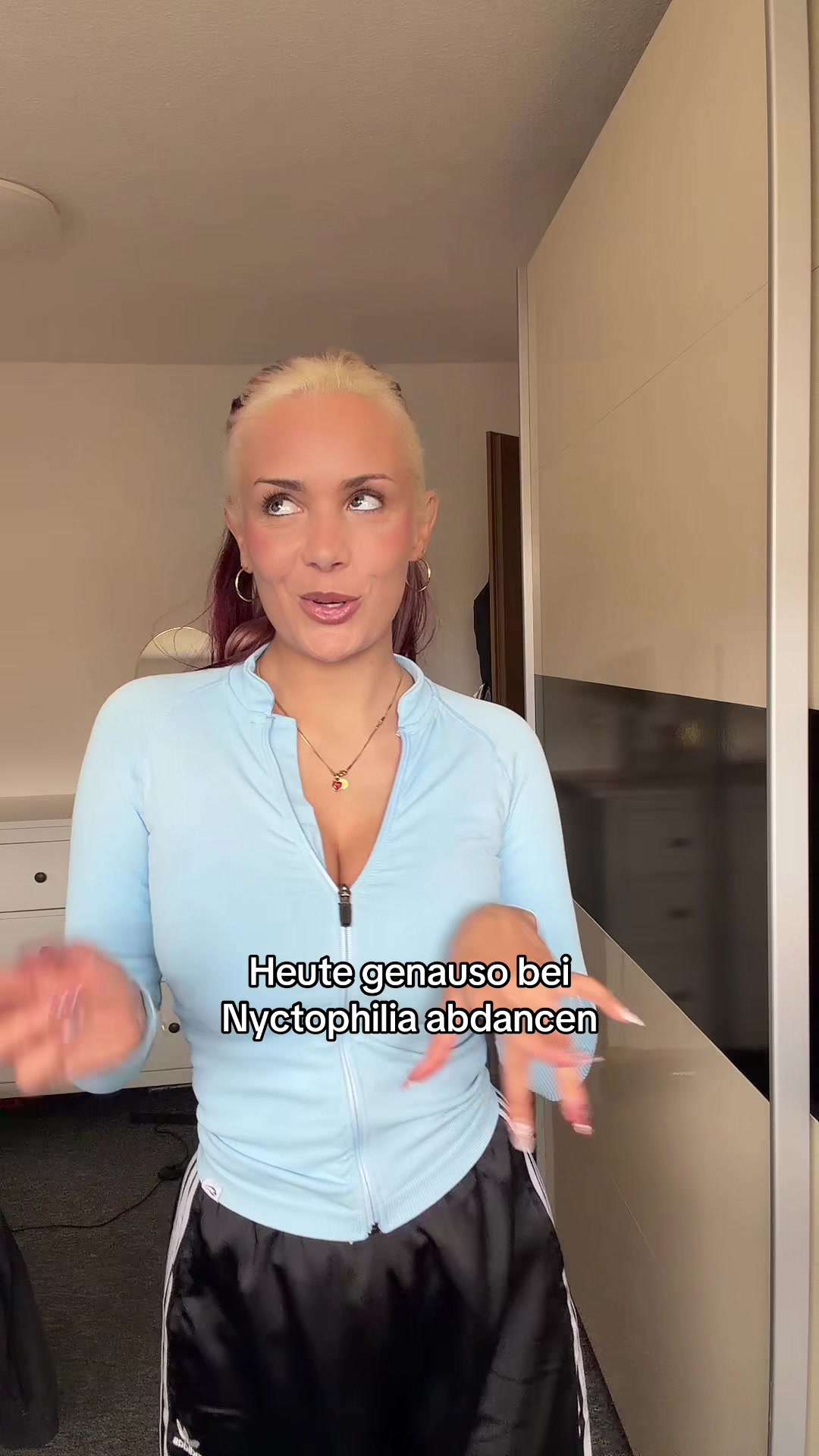 @NYXEA