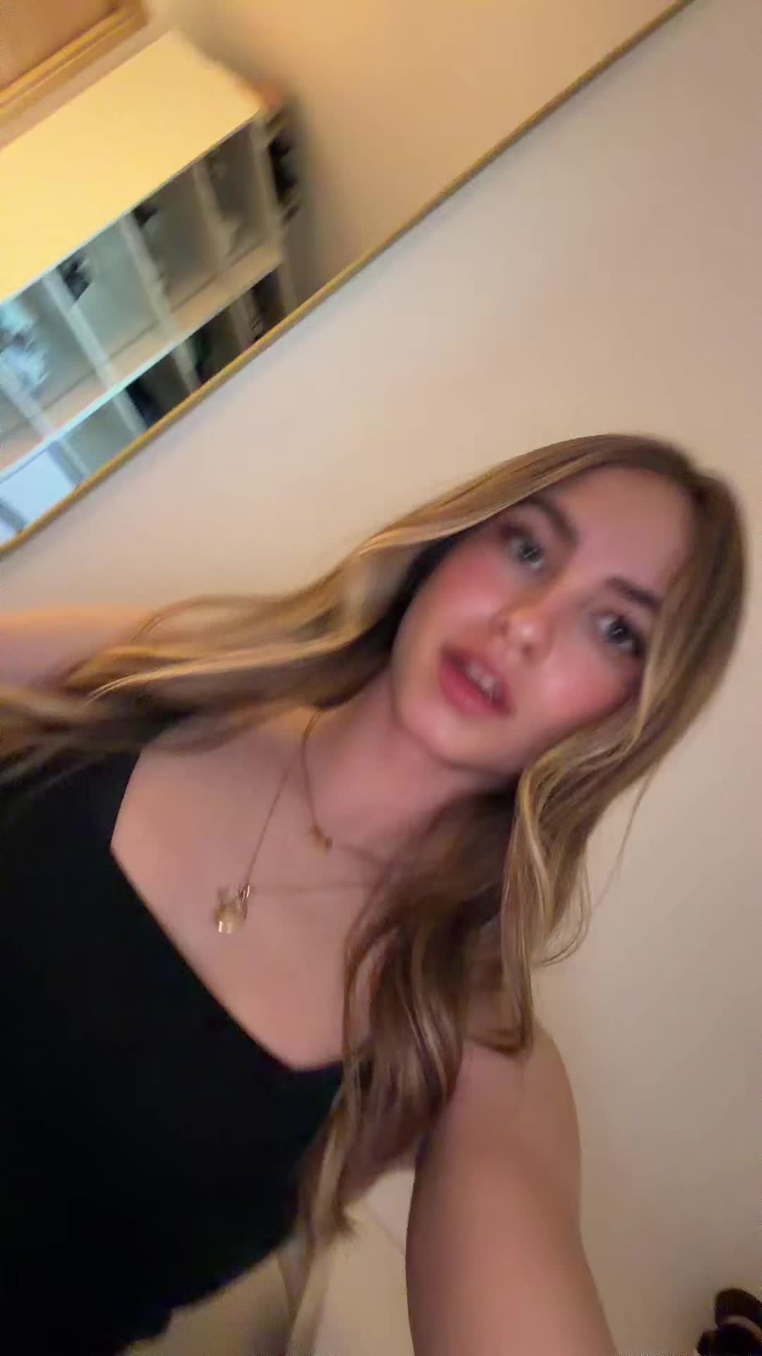 @eleanaa🍒