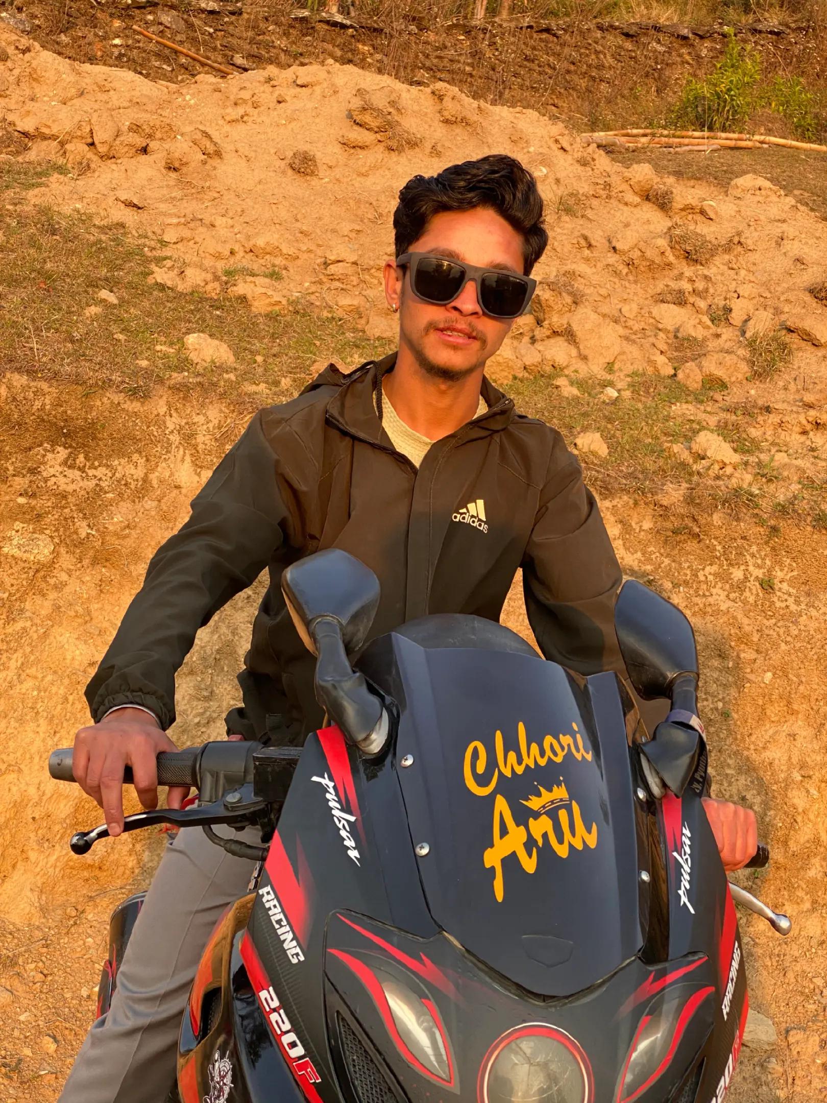 @अर्जुन बिष्ट