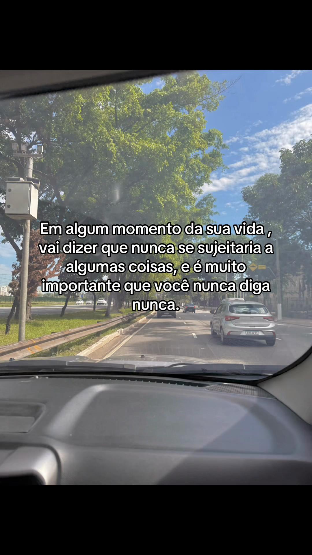 @nicoly_fonttinelly