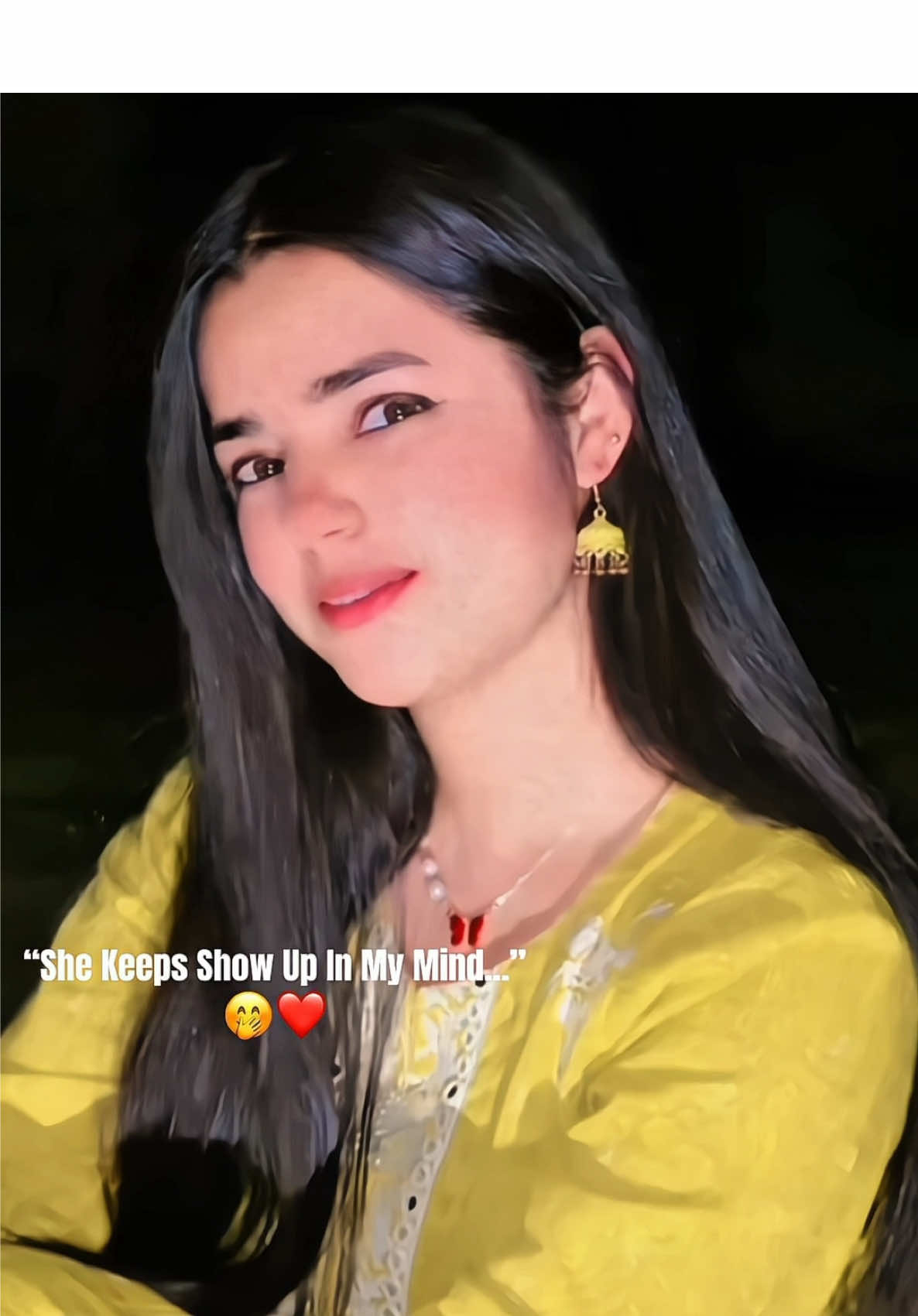 @👑 𝑸𝑼𝜠𝜠𝑵 𝑮 👑