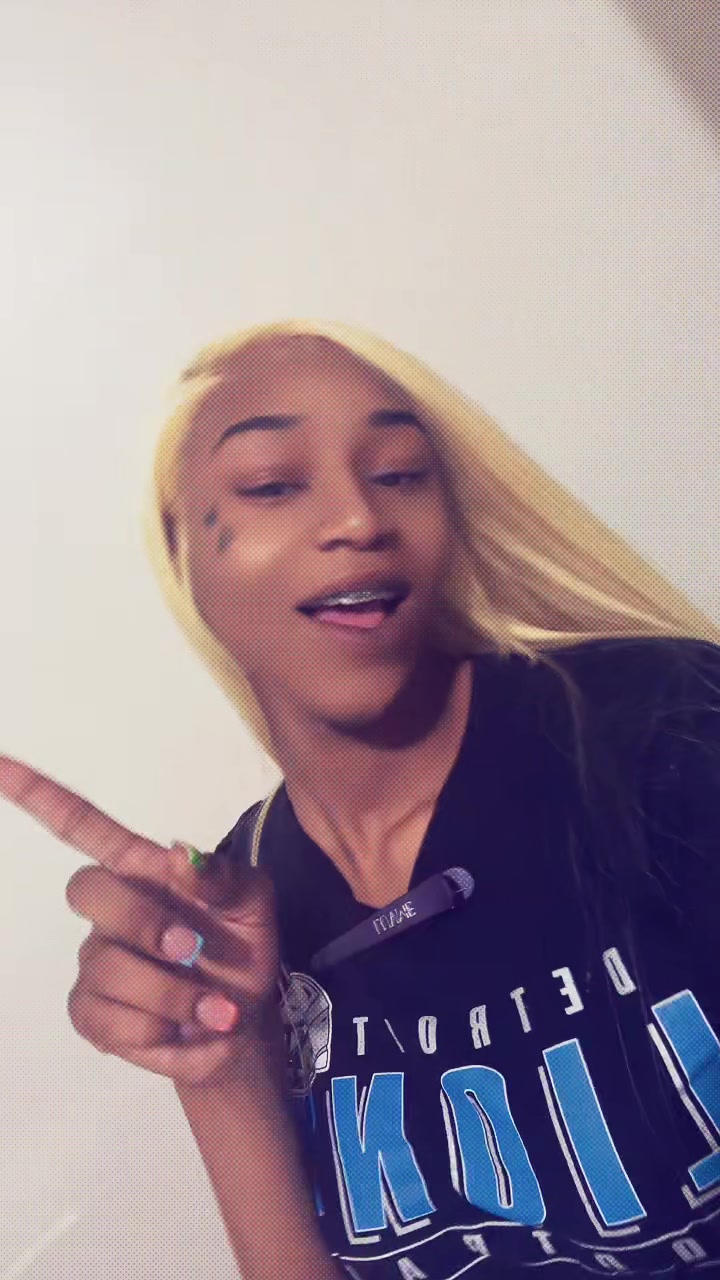 @DESIRAE 🎀