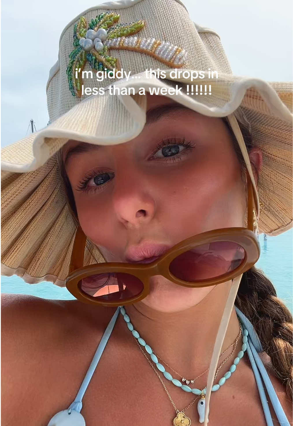 @chloe nasuhoglu!!!