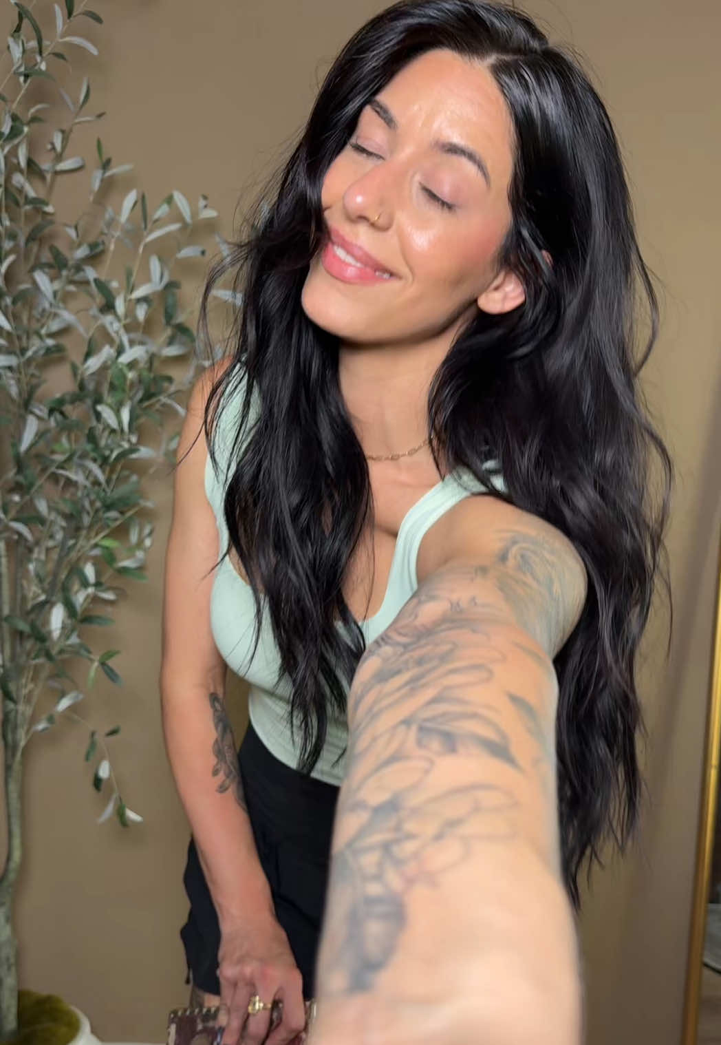 @ashley 🍒🕯️🖤