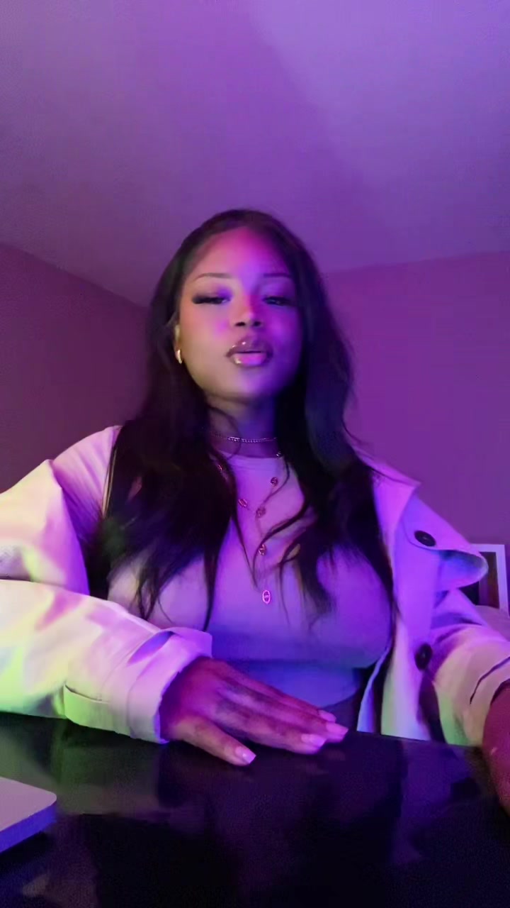 @jeanine_queen_h