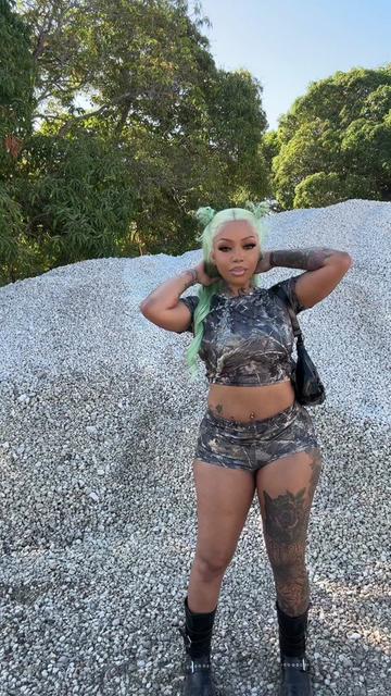 @RosegoldTheBaby22