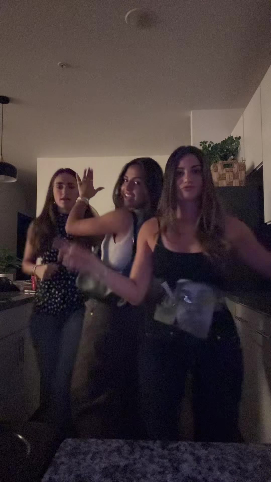 @theonlyivanamajor