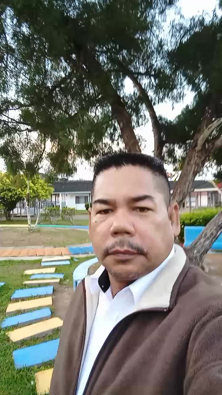 @awie black lagutu kata