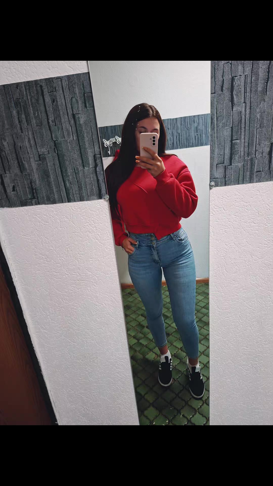 @claudia🥷