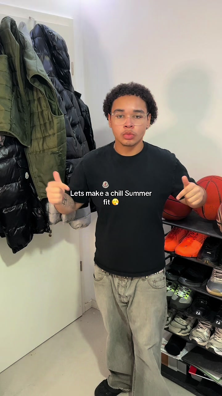 @𝑱𝒂𝒚 🇯🇲