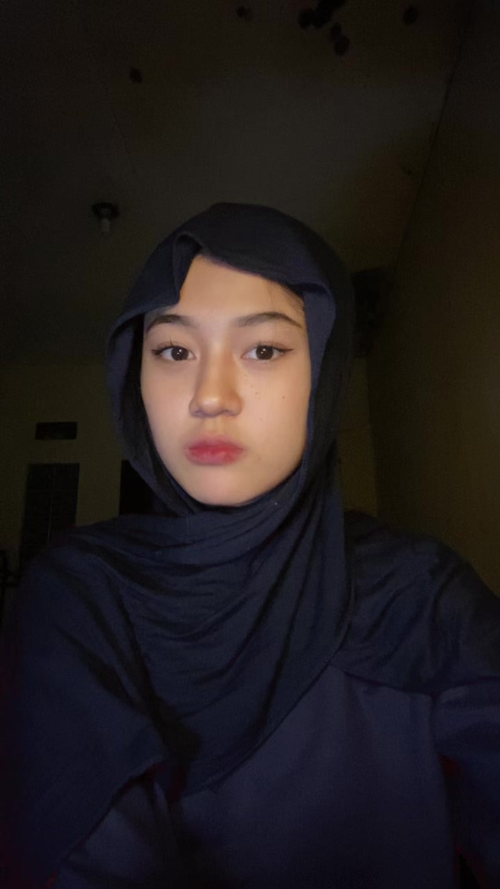 @zihaann