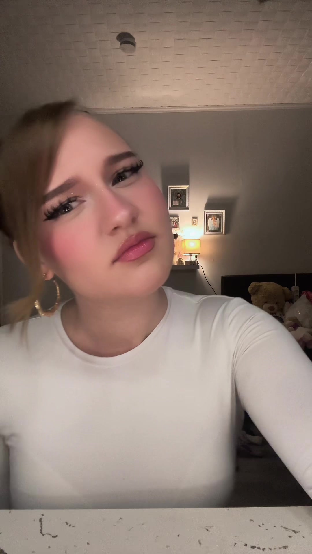 @𝐂𝐥𝐚𝐮𝐝𝐢𝐚