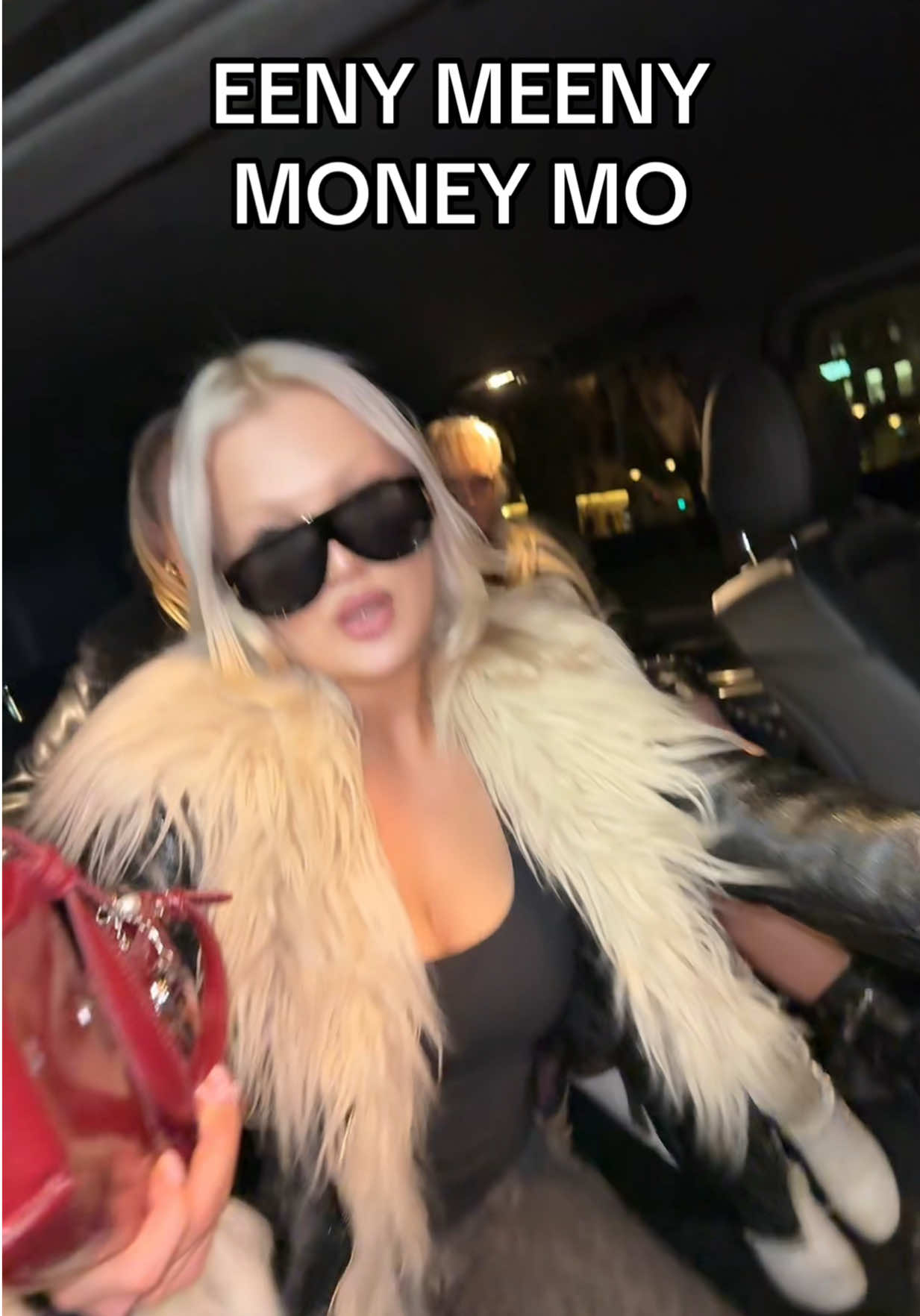 @M//O