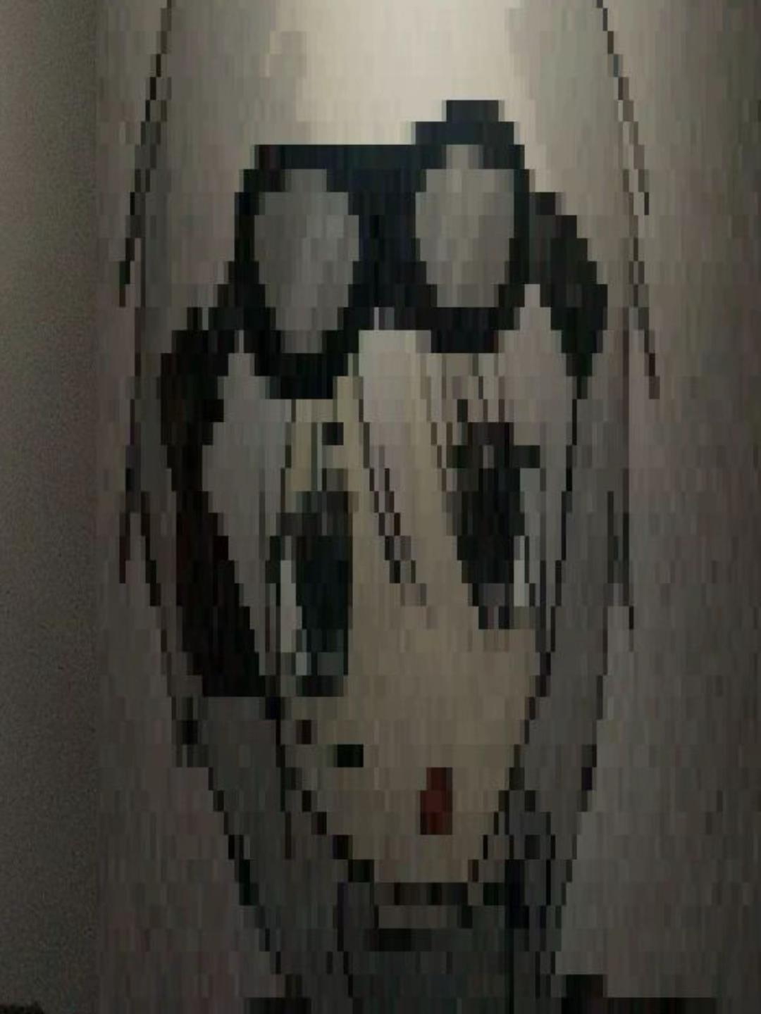 @⃟