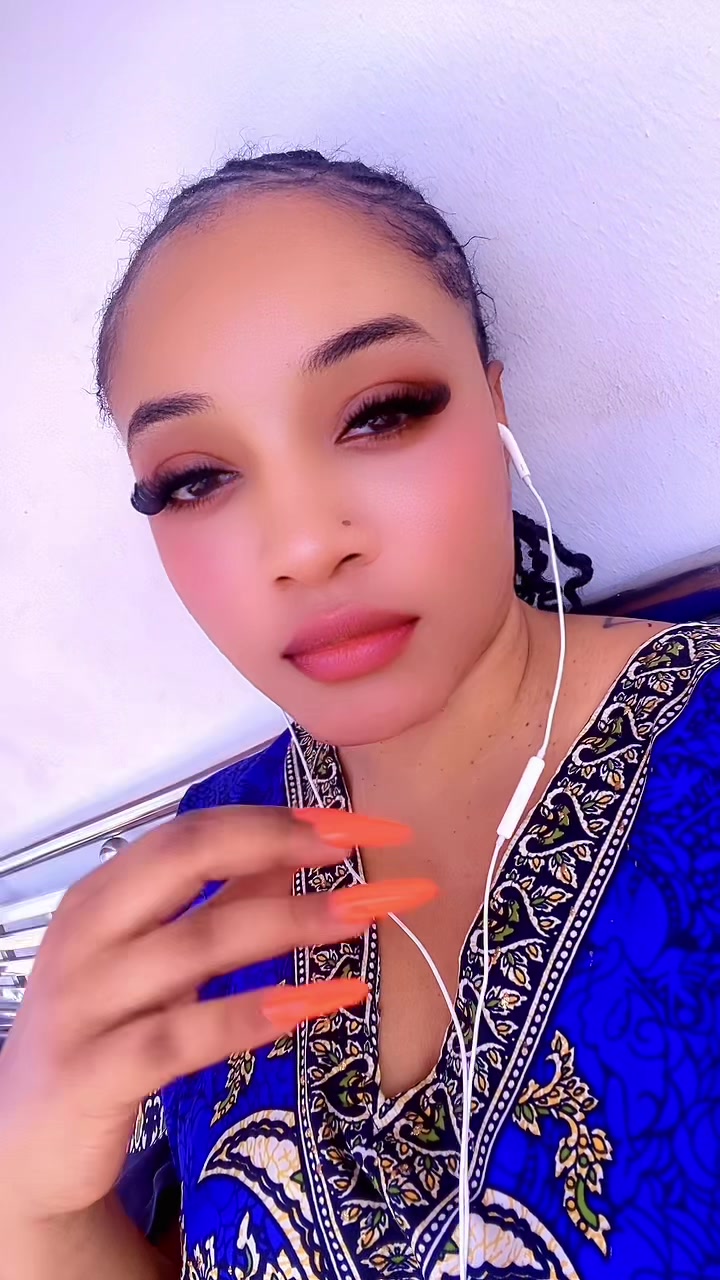 @👑Queen&ensp;Chichi👑