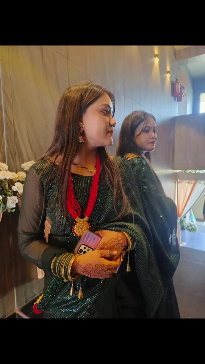 @deepasoni