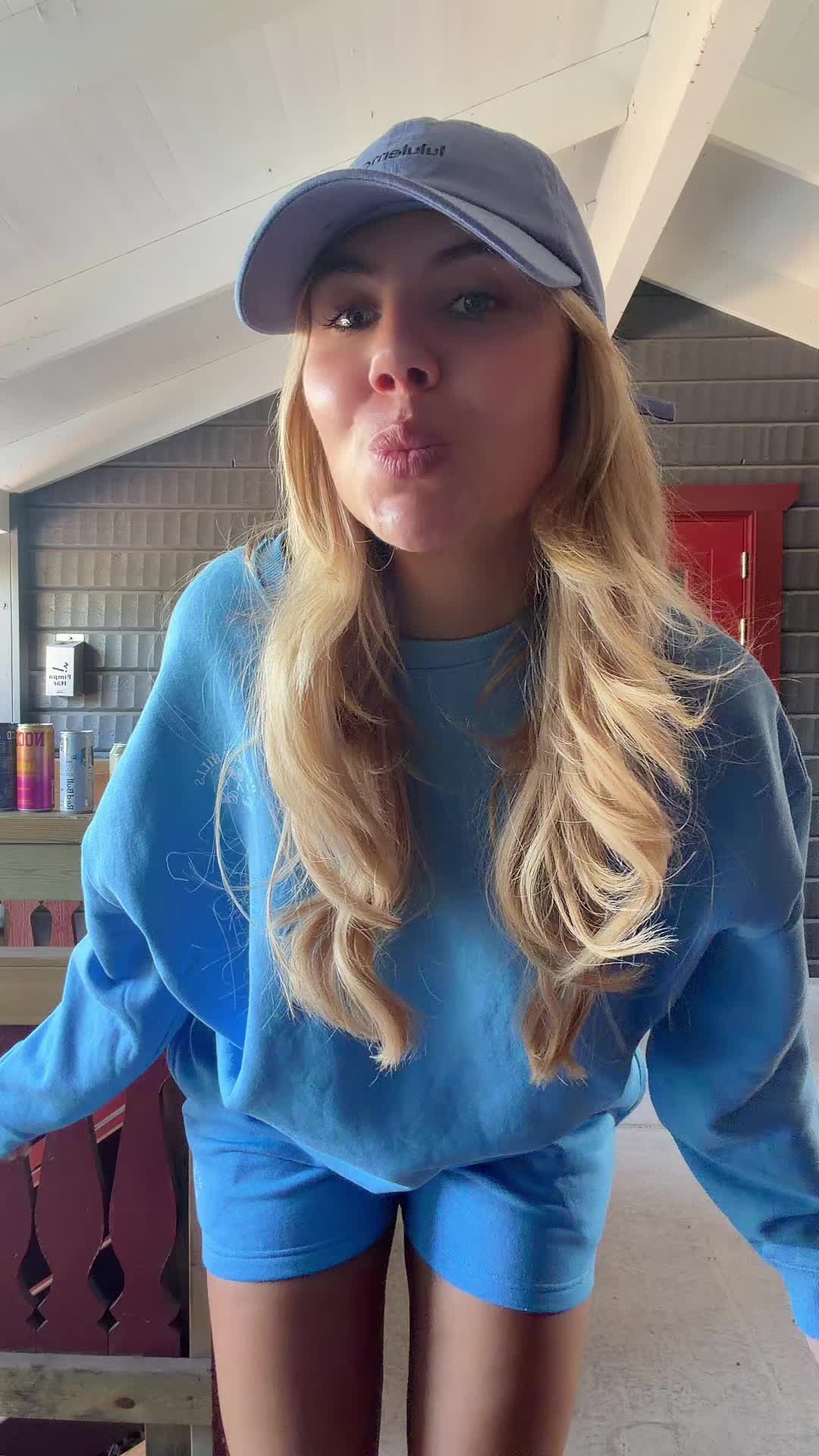 @HB