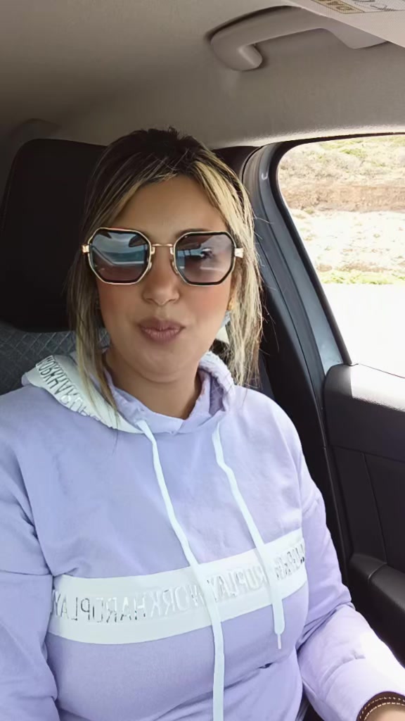 @In&egrave;s dridi