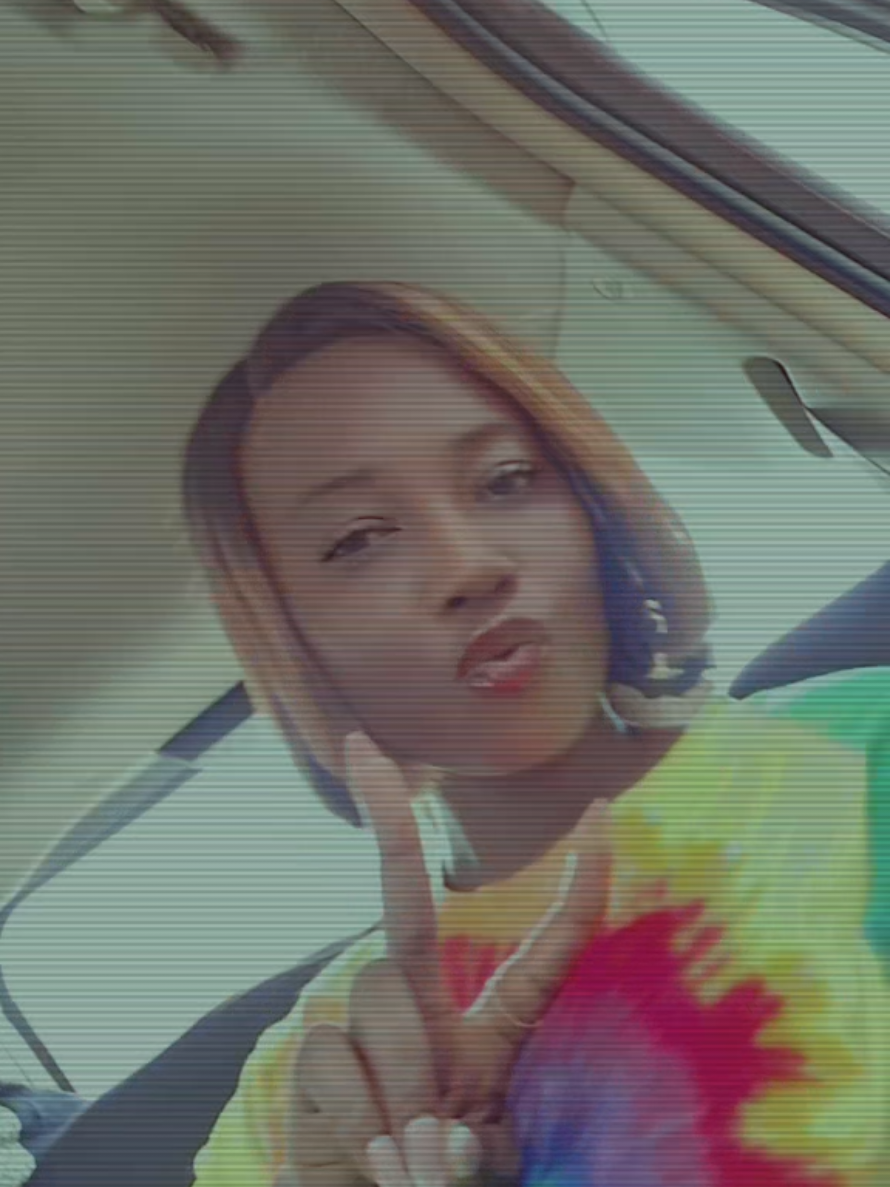 @YAA KISSIWAA ASANTE😇✨🥂