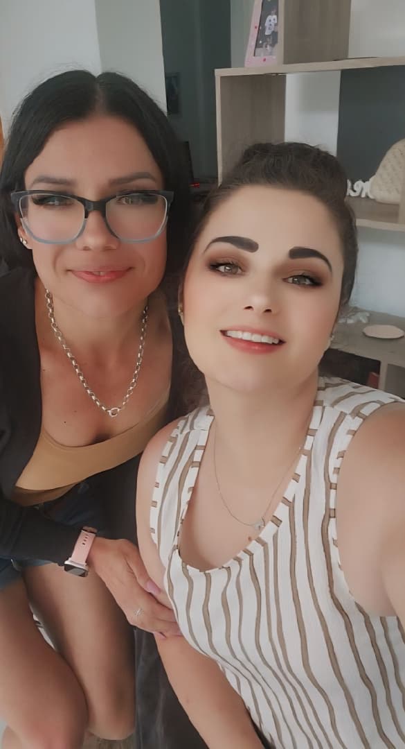 @Zoneque
