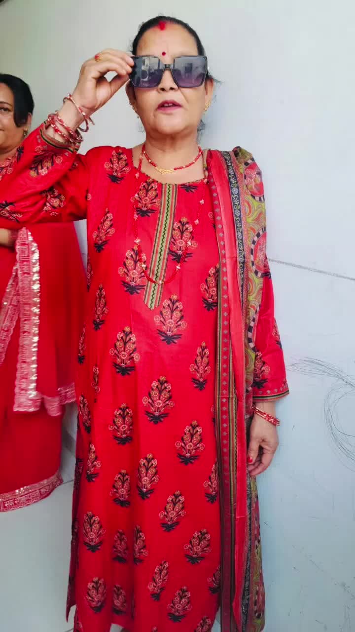 @deepasoni