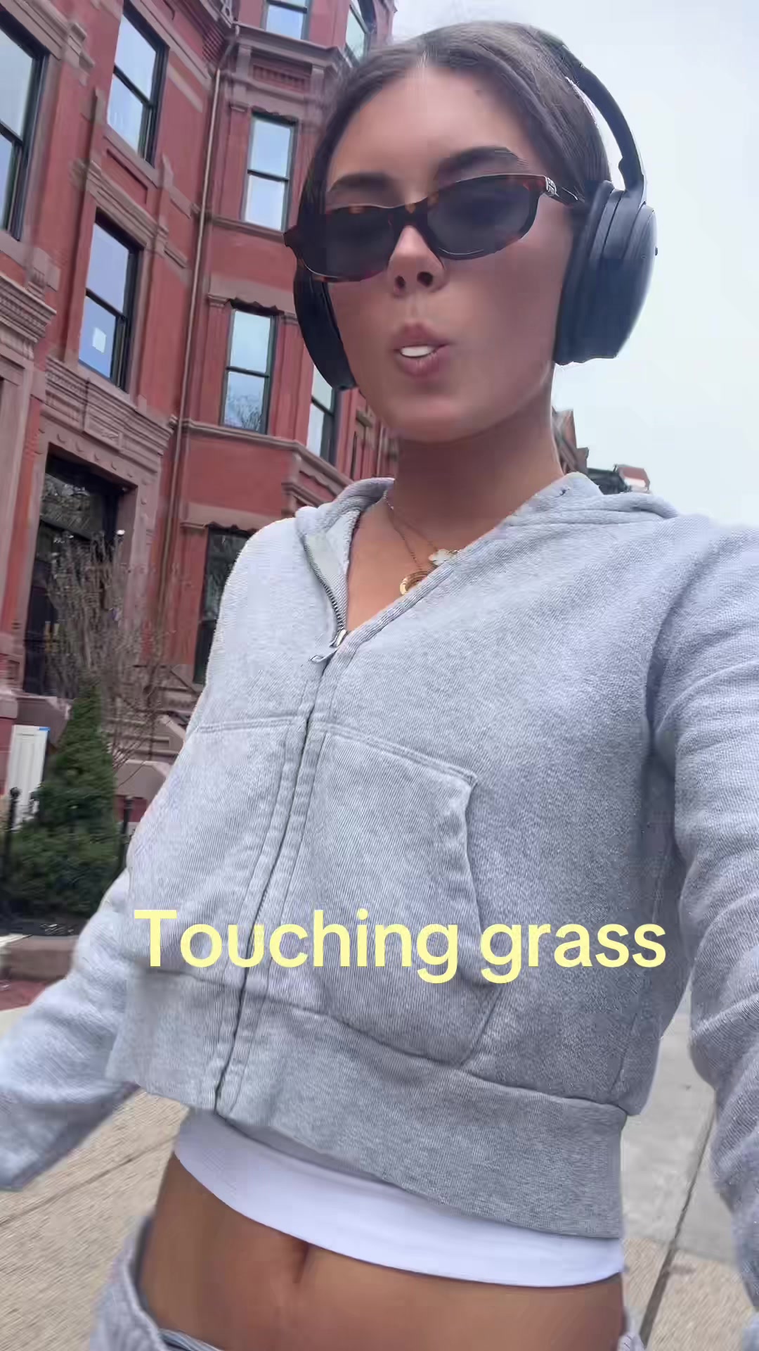 @laur