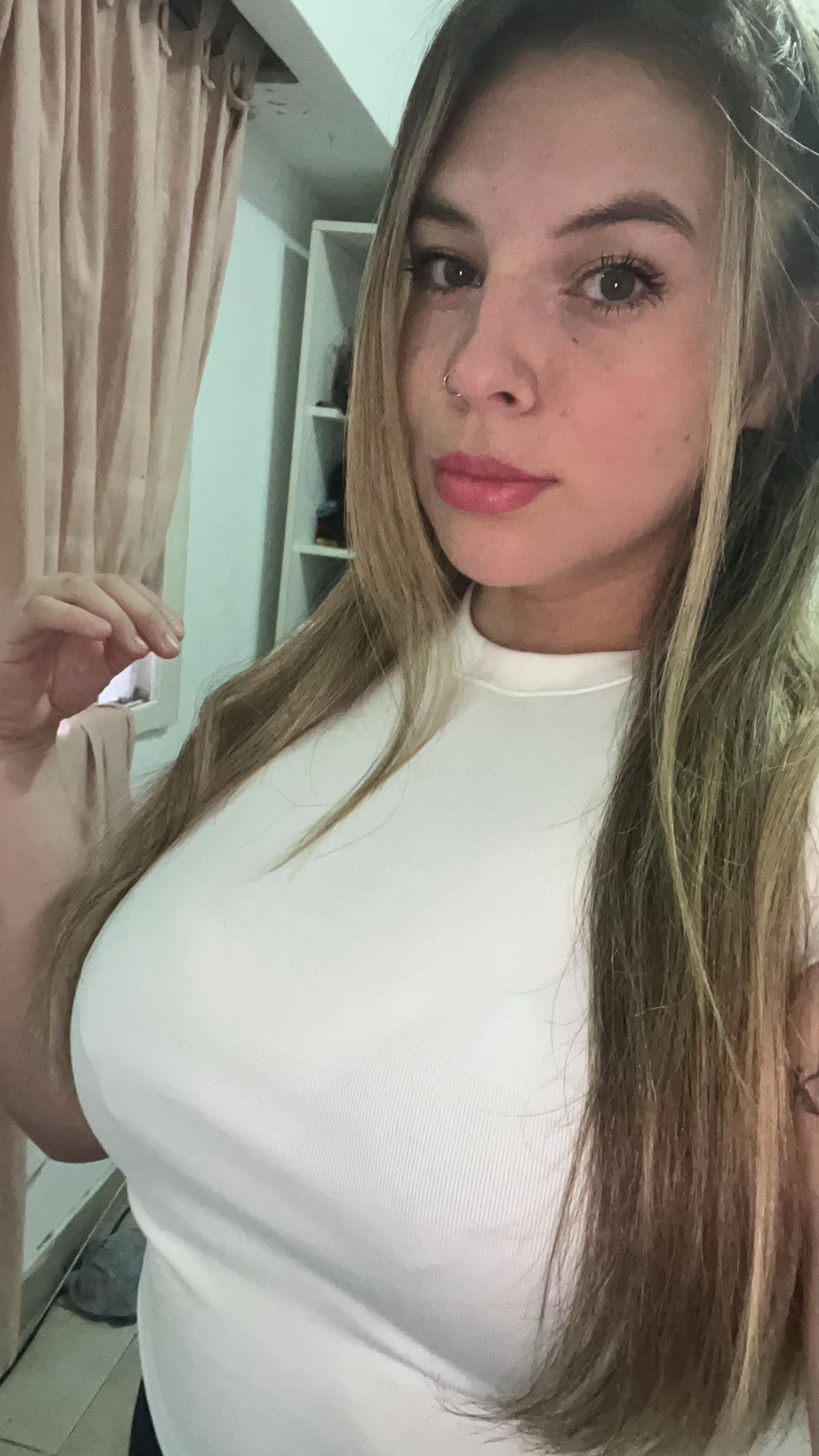 @Ro