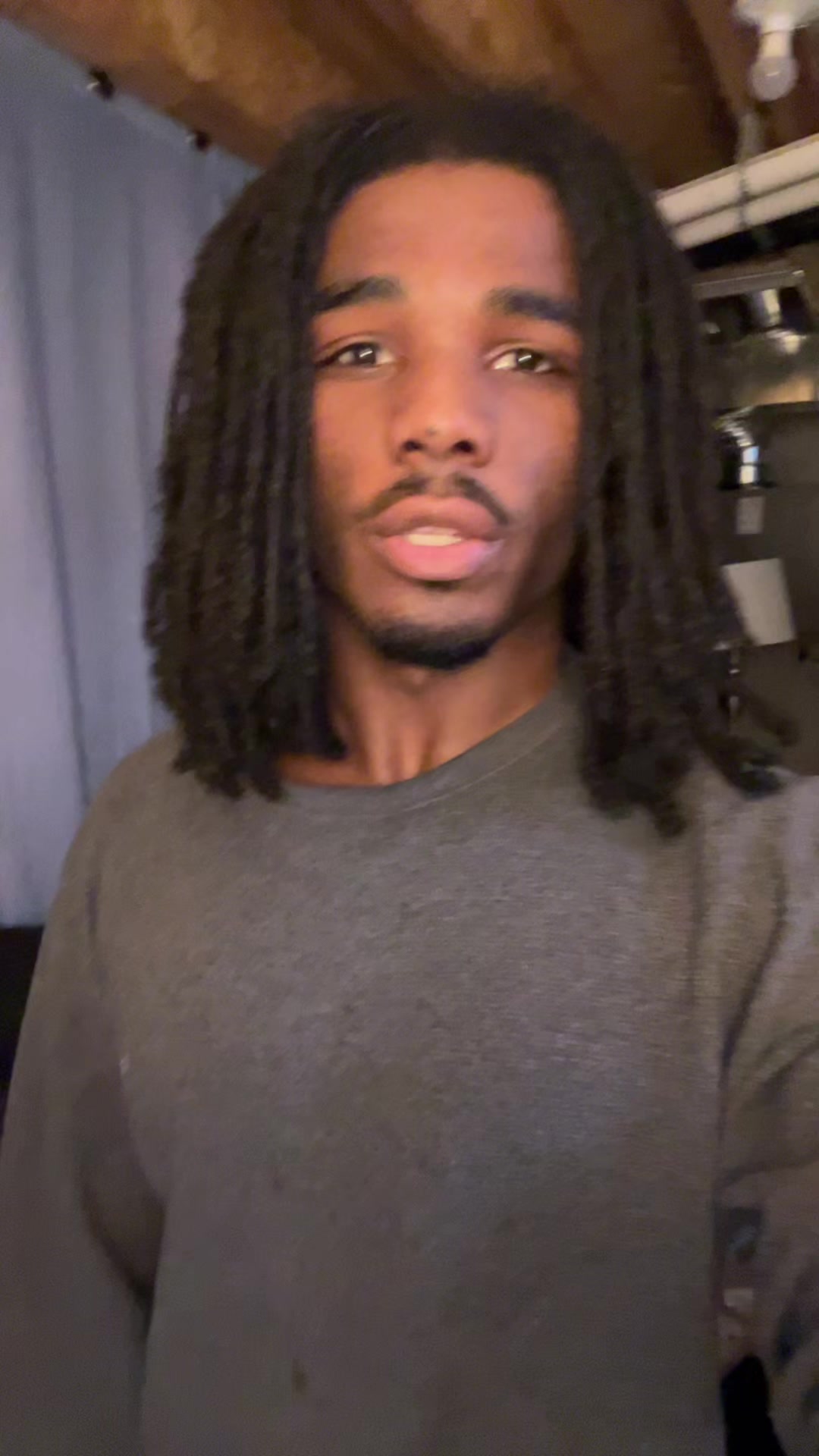@Zaylvn